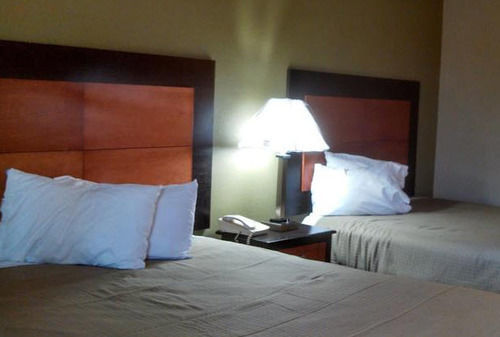 Relax Inn Heth Shell Lake Εξωτερικό φωτογραφία